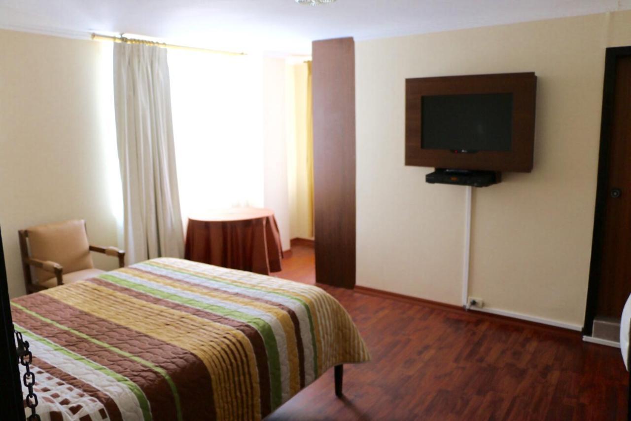 Hotel 6 De Diciembre 3*